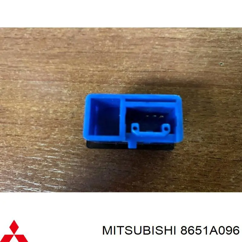 8651A096 Mitsubishi 