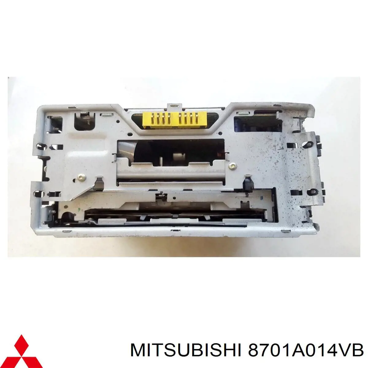 Магнітола (радіо AM/FM) Mitsubishi 8701A014VB ціна, від 23.90 USD
