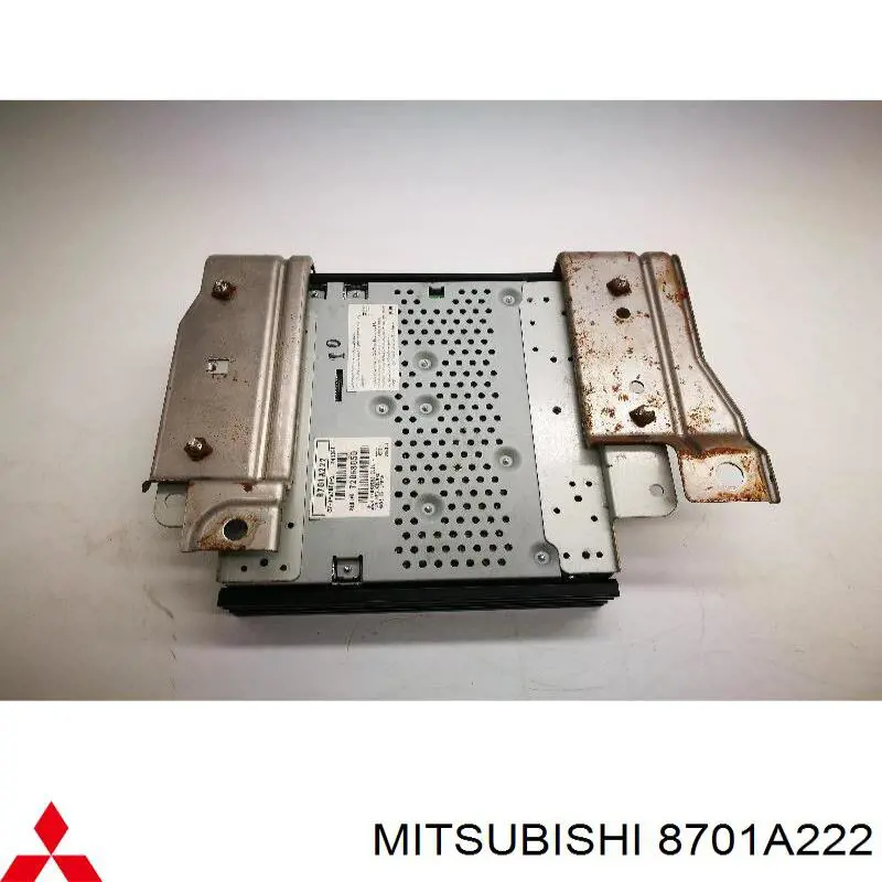 Підсилювач звуку аудіосистеми на Mitsubishi Pajero (V80)