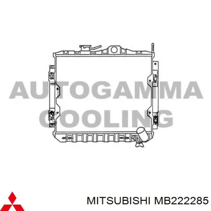 Радіатор охолодження двигуна на Mitsubishi Colt II 