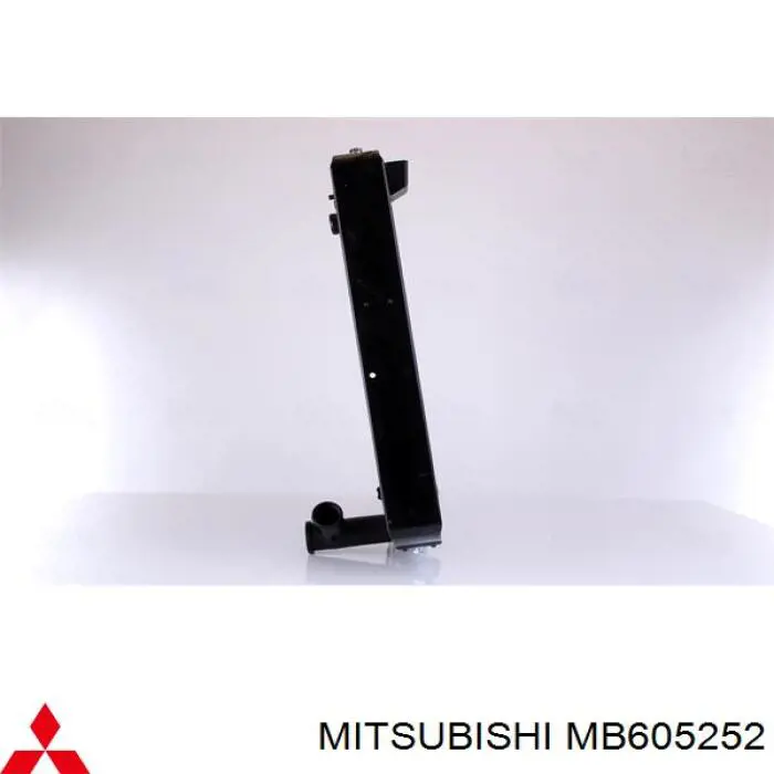 Купити MB605252 Mitsubishi Радіатор двигуна