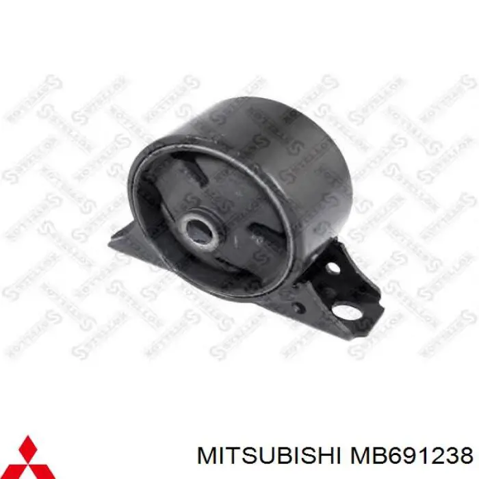 MB691238 Mitsubishi подушка (опора двигуна, задня)