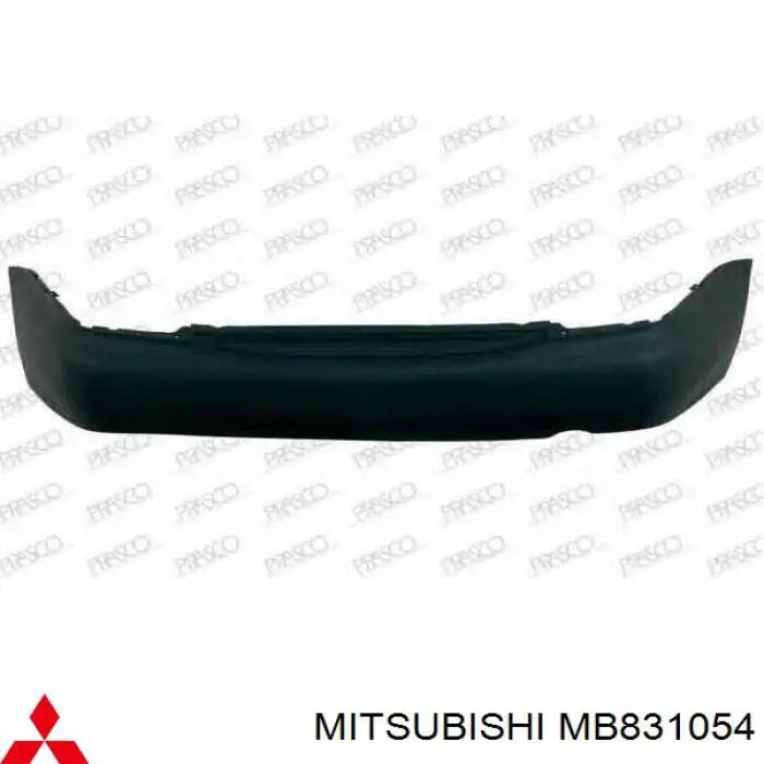 MB831054 Mitsubishi Ікло заднього бампера праве