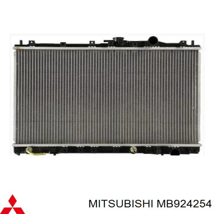 Купити MB924254 Mitsubishi Радіатор двигуна