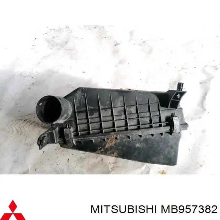 Купити MB957382 Mitsubishi 