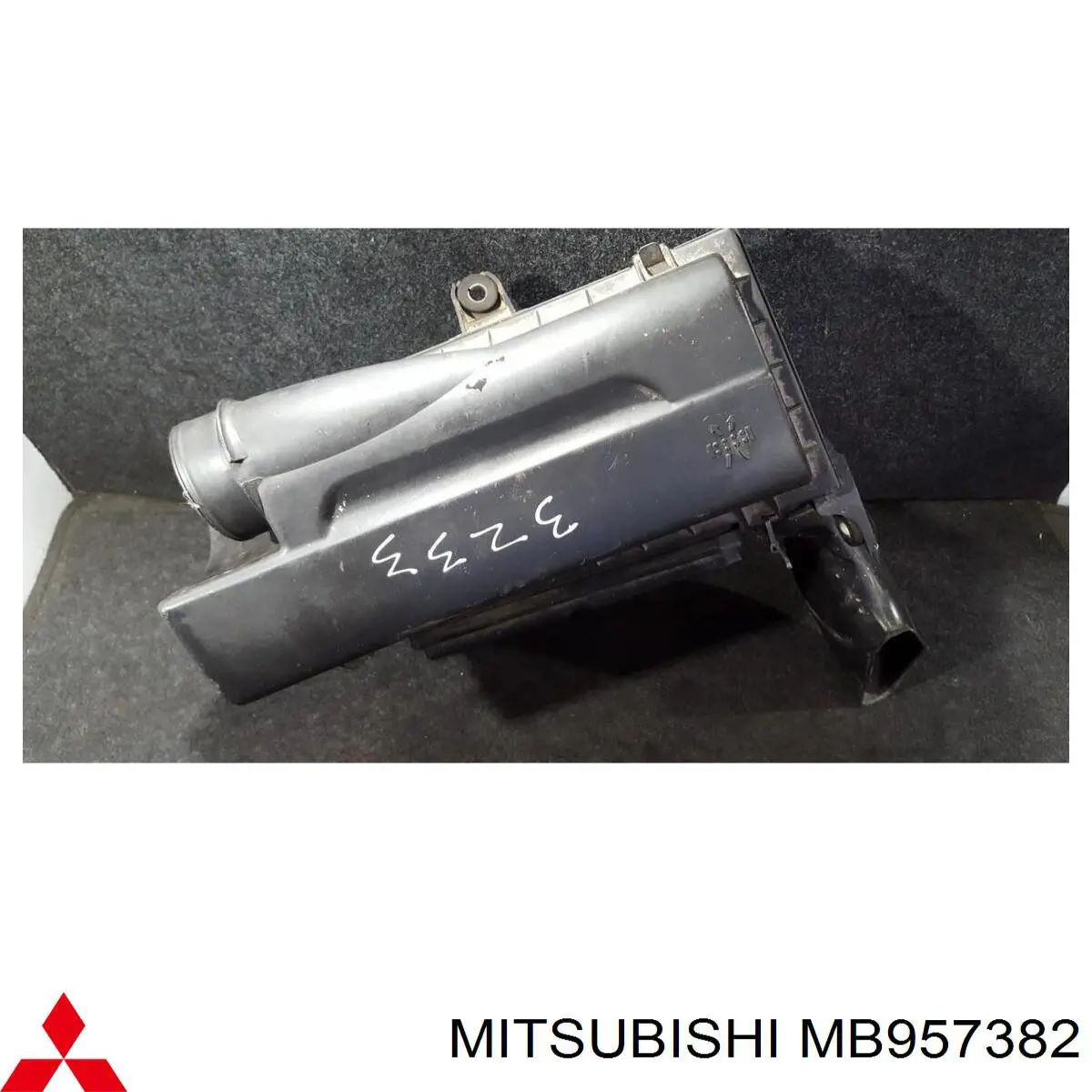 MB957382 Mitsubishi 
