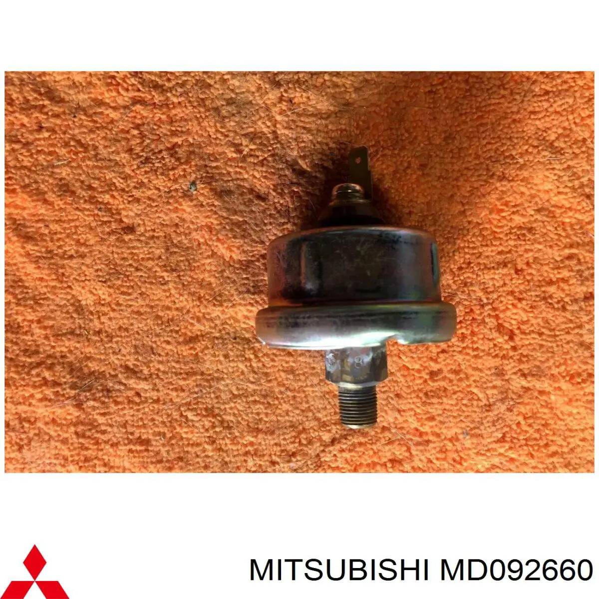 Купити MD092660 Mitsubishi Датчик тиску масла