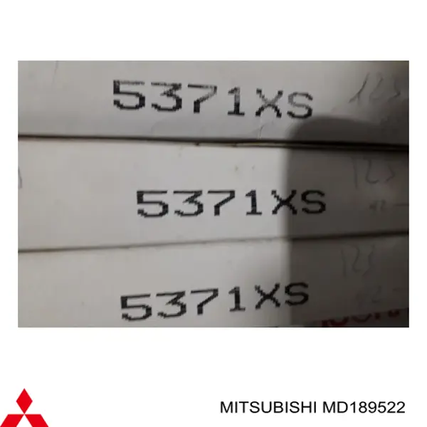 MD189522 Mitsubishi Ремінь двигуна