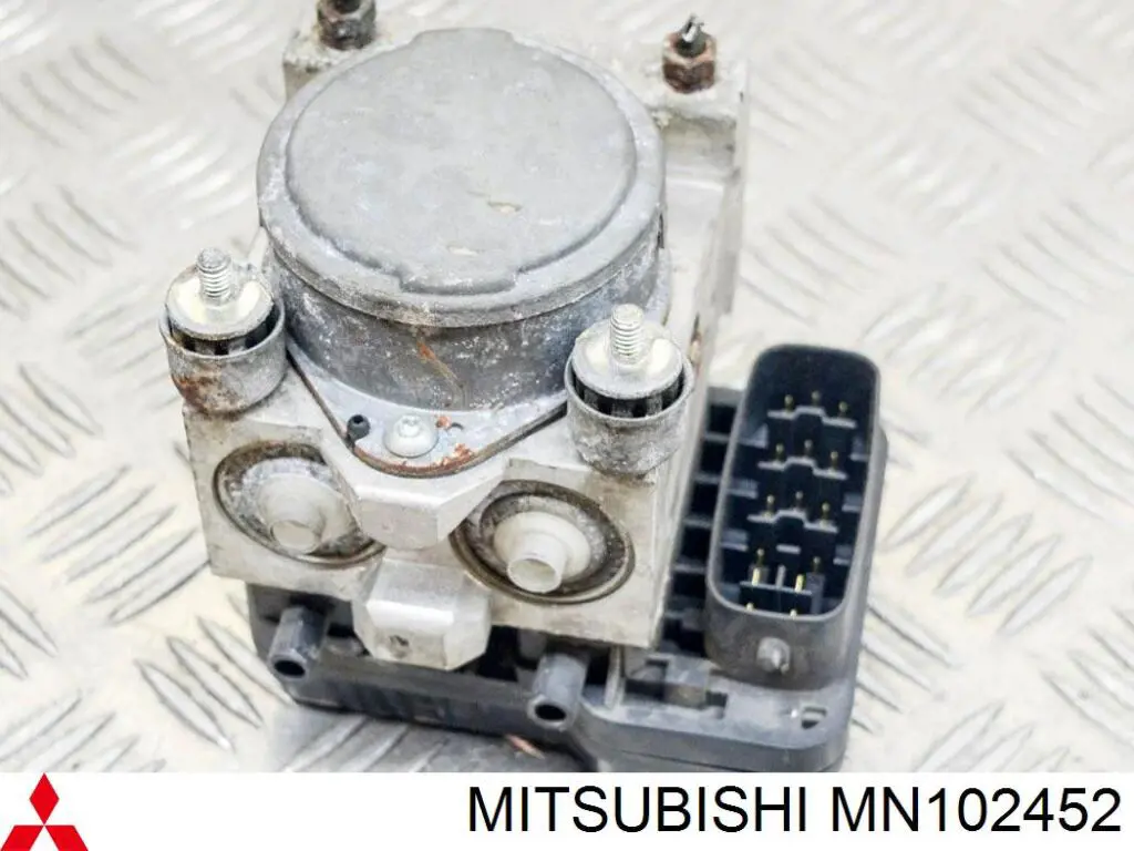MN102452 Mitsubishi 