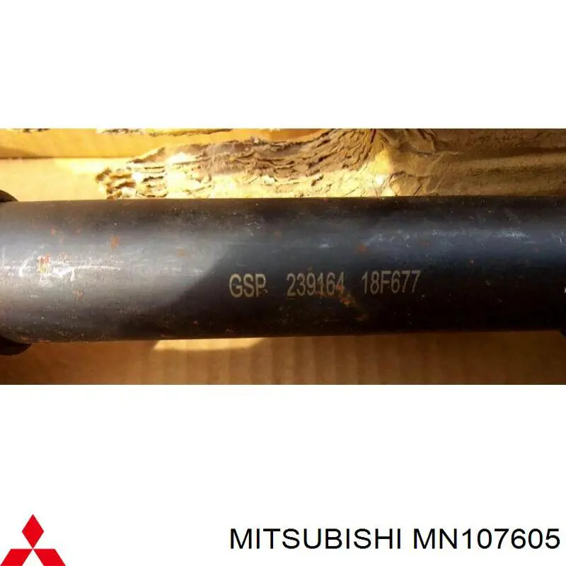 Купити MN107605 Mitsubishi Ліва піввісь