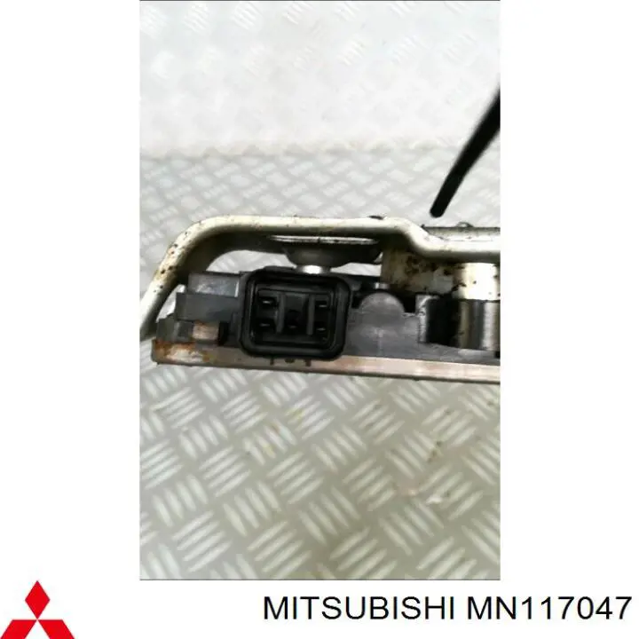Склопідйомник передньої лівої двері MR462789 Mitsubishi