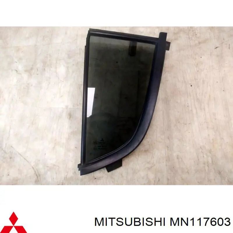 MN117603 Mitsubishi Кватирка дверей трикутник, задньої, лівої