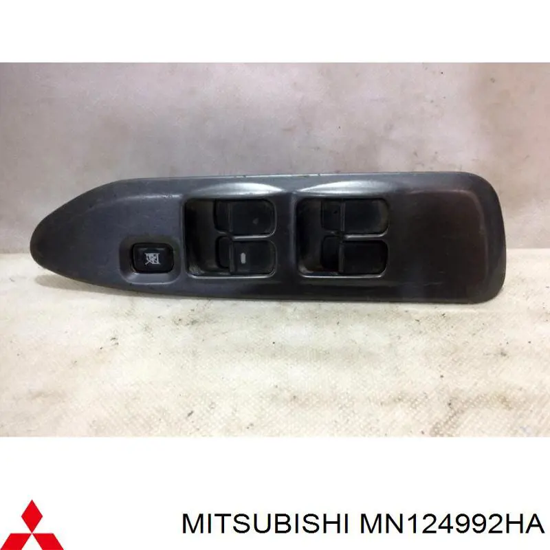 Накладка кнопки склопід'ємника переднього лівого Mitsubishi MN124992HA ціна, від 12.67 USD