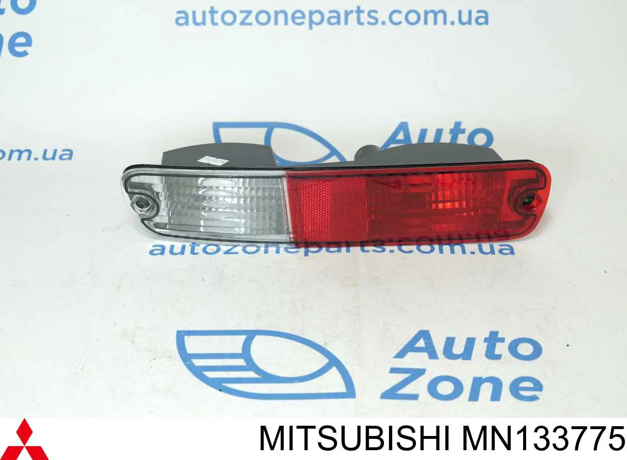 Купити MN117951 Mitsubishi Ліхтар заднього бампера, лівий