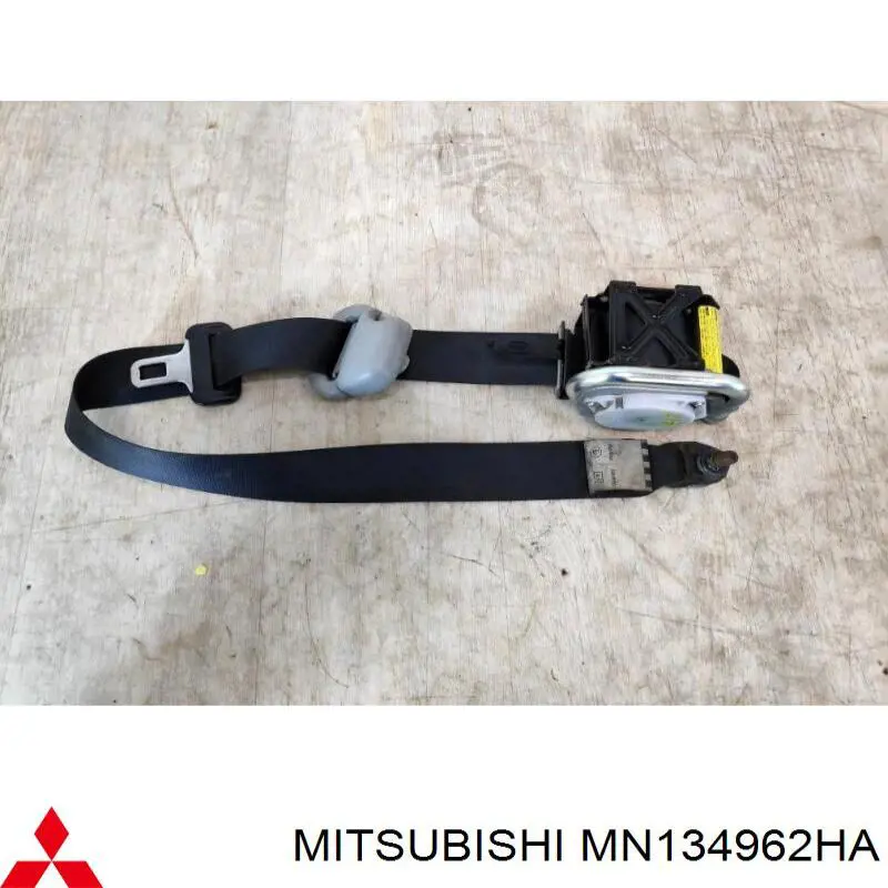 MN134962HA Mitsubishi Ремені безпеки