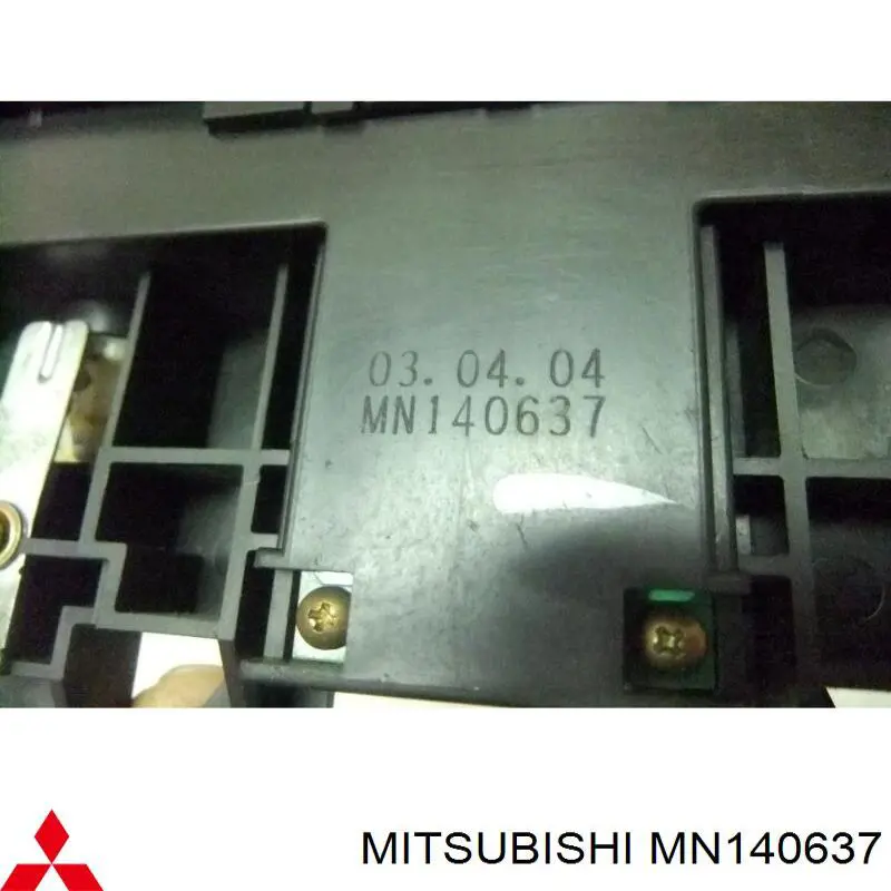 Купити MN140637 Mitsubishi Блок управління пічкою