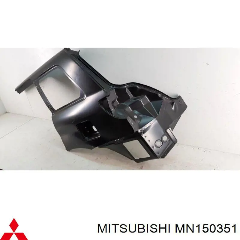 Купити MN150351 Mitsubishi Крило заднє ліве