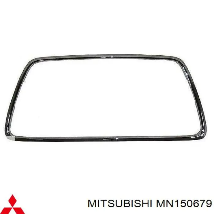 MN150679 Mitsubishi Решітка радіатора ліва