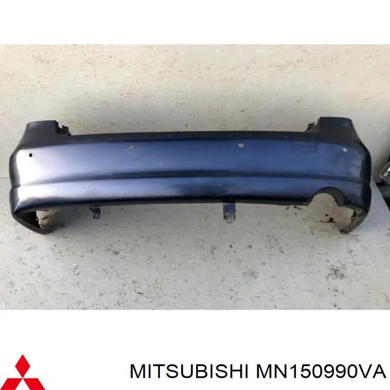 Задній бампер MN150990BA Mitsubishi
