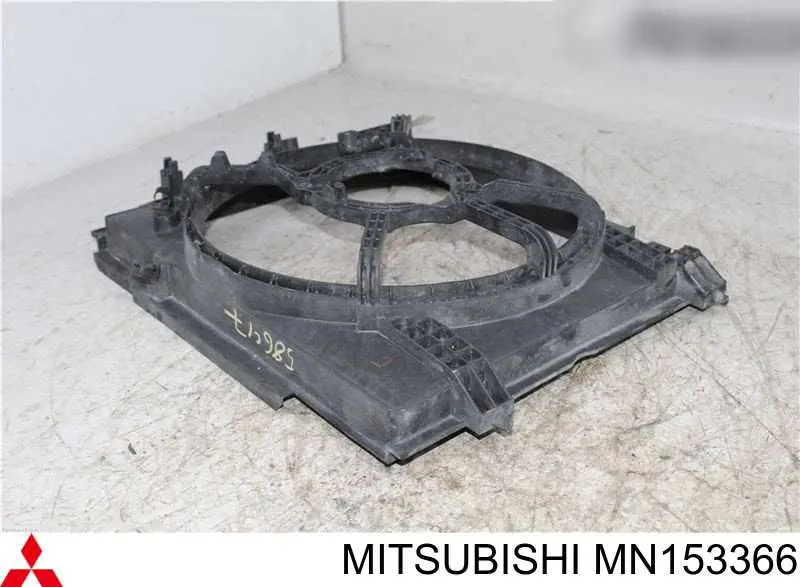  Mitsubishi MN153366 ціна, від 31.67 USD