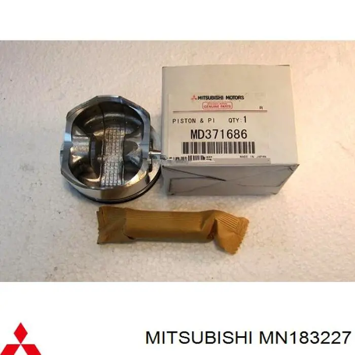 MN183227 Mitsubishi Поршень з пальцем без кілець, 2-й ремонт (+0,50)