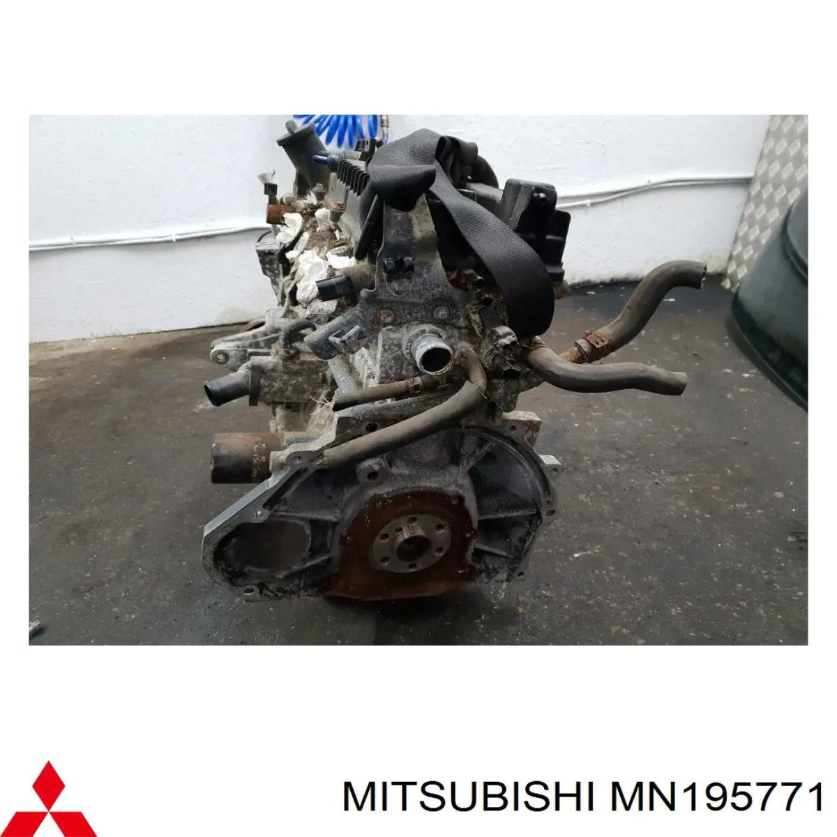 Купити MN195771 Mitsubishi Двигун