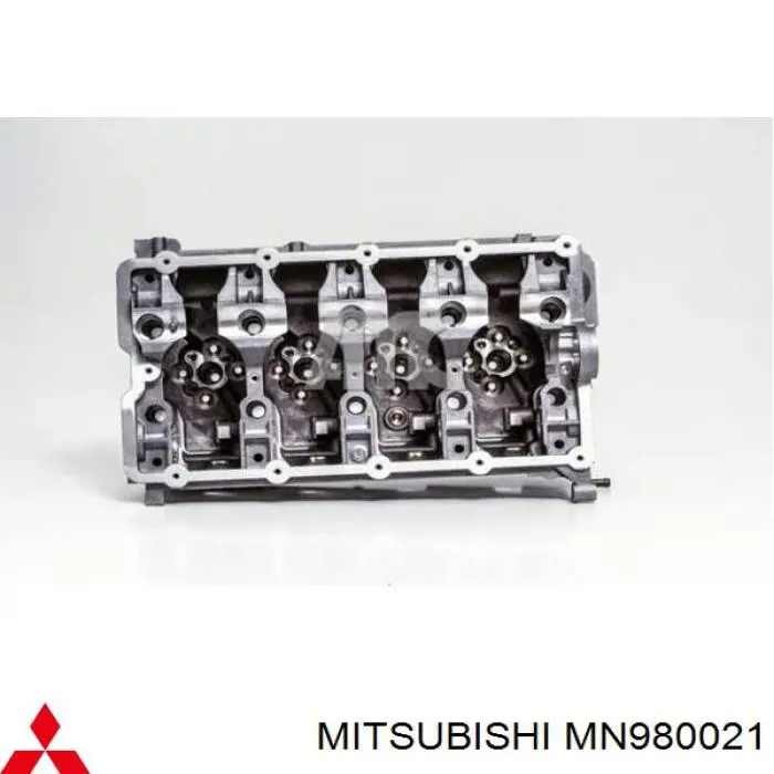 MN980021 Mitsubishi головка блока циліндрів (гбц)