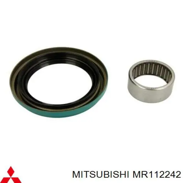Купити MR112242 Mitsubishi Підшипник ступиці передньої