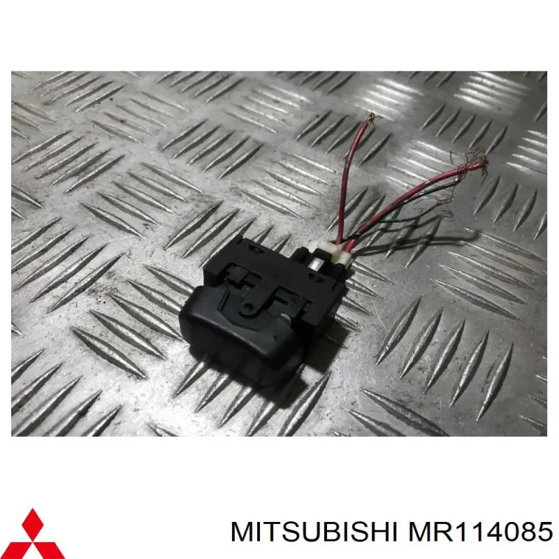  Mitsubishi MR114085 ціна, від 10.14 USD