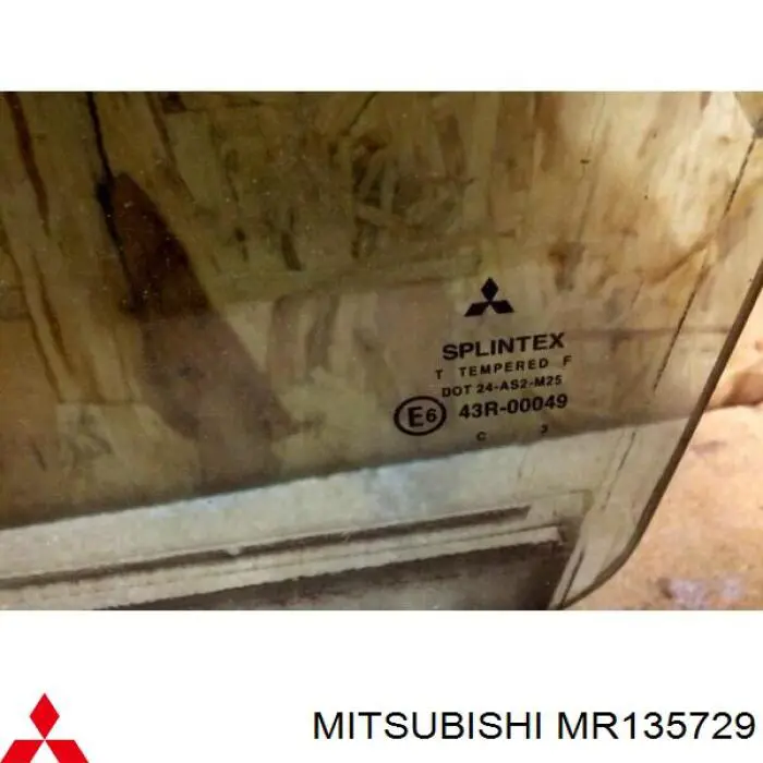 MR135729 Mitsubishi Скло передніх дверей, лівою