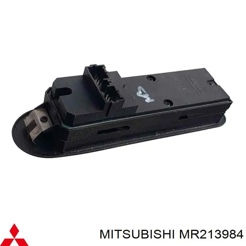 Кнопковий блок керування склопідіймачами передній лівий Mitsubishi MR213984 ціна, від 85.33 USD