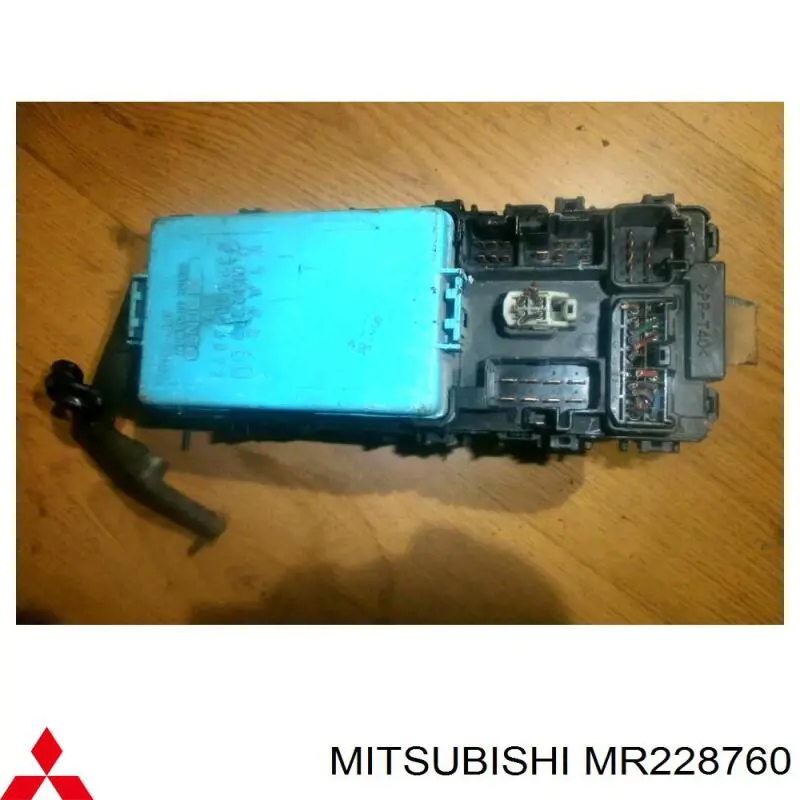 Купити MR228760 Mitsubishi 
