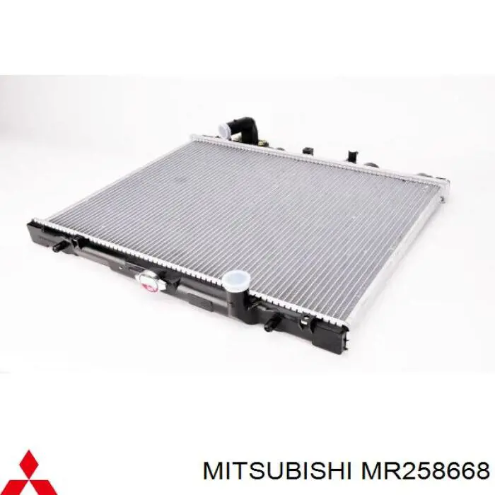 MR258668 Mitsubishi радіатор охолодження двигуна