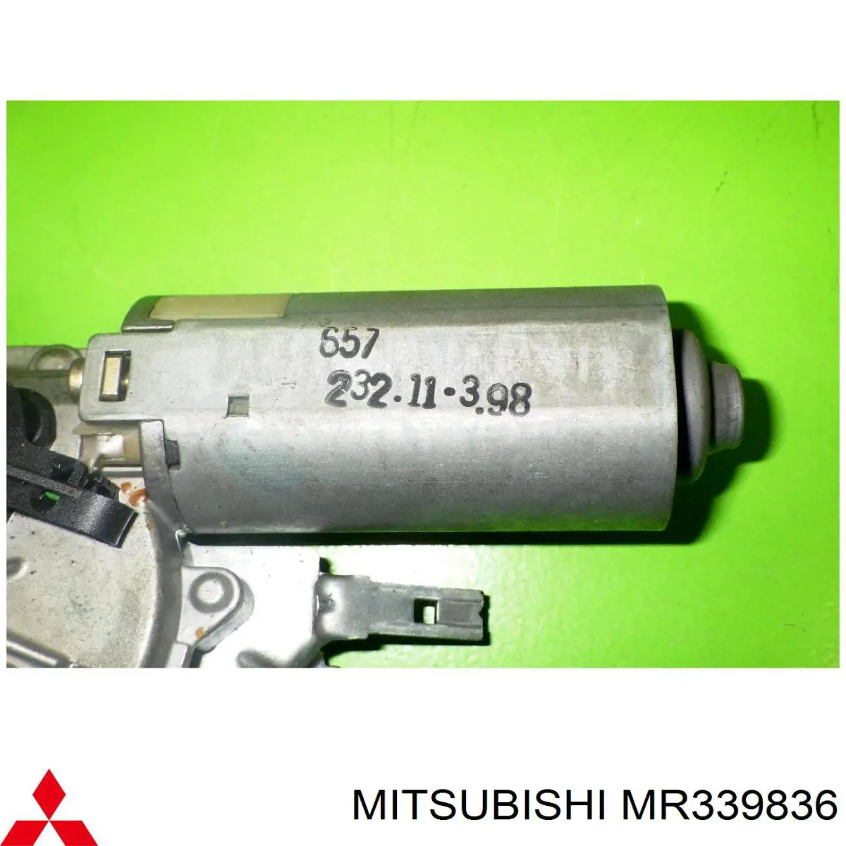 Двигун склоочисника заднього скла Mitsubishi Carisma (DA) (Міцубісі Карізма)
