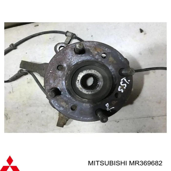 Кулак поворотний передній правий Mitsubishi MR369682 ціна, від 33.86 USD