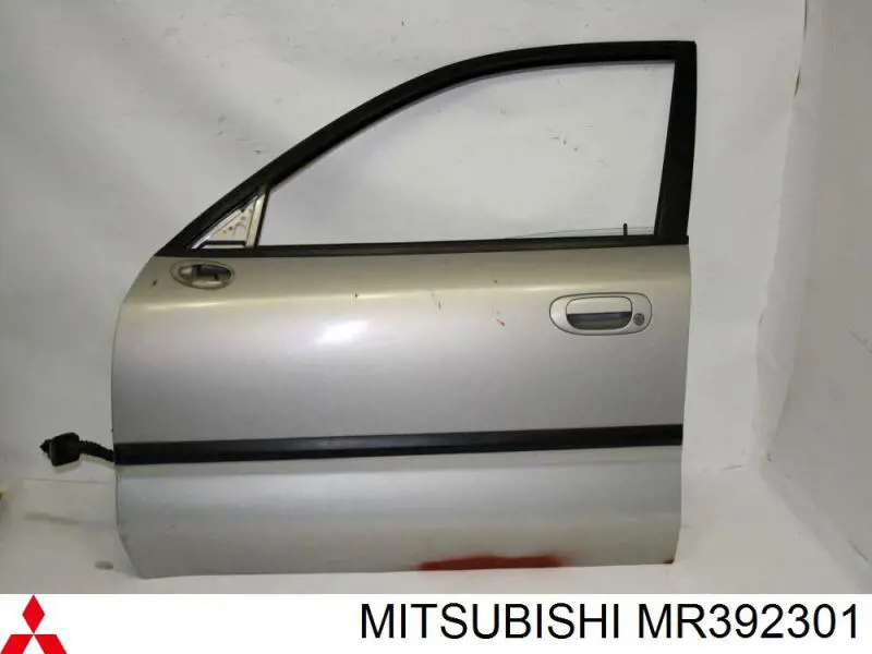 Двері передні, ліві Mitsubishi Carisma (DA) (Міцубісі Карізма)