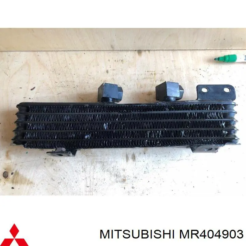 Радіатор масляний Mitsubishi Pajero 3 (Міцубісі Паджеро)