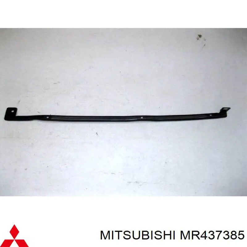 MR437385 Mitsubishi Кронштейн бампера заднього, лівий