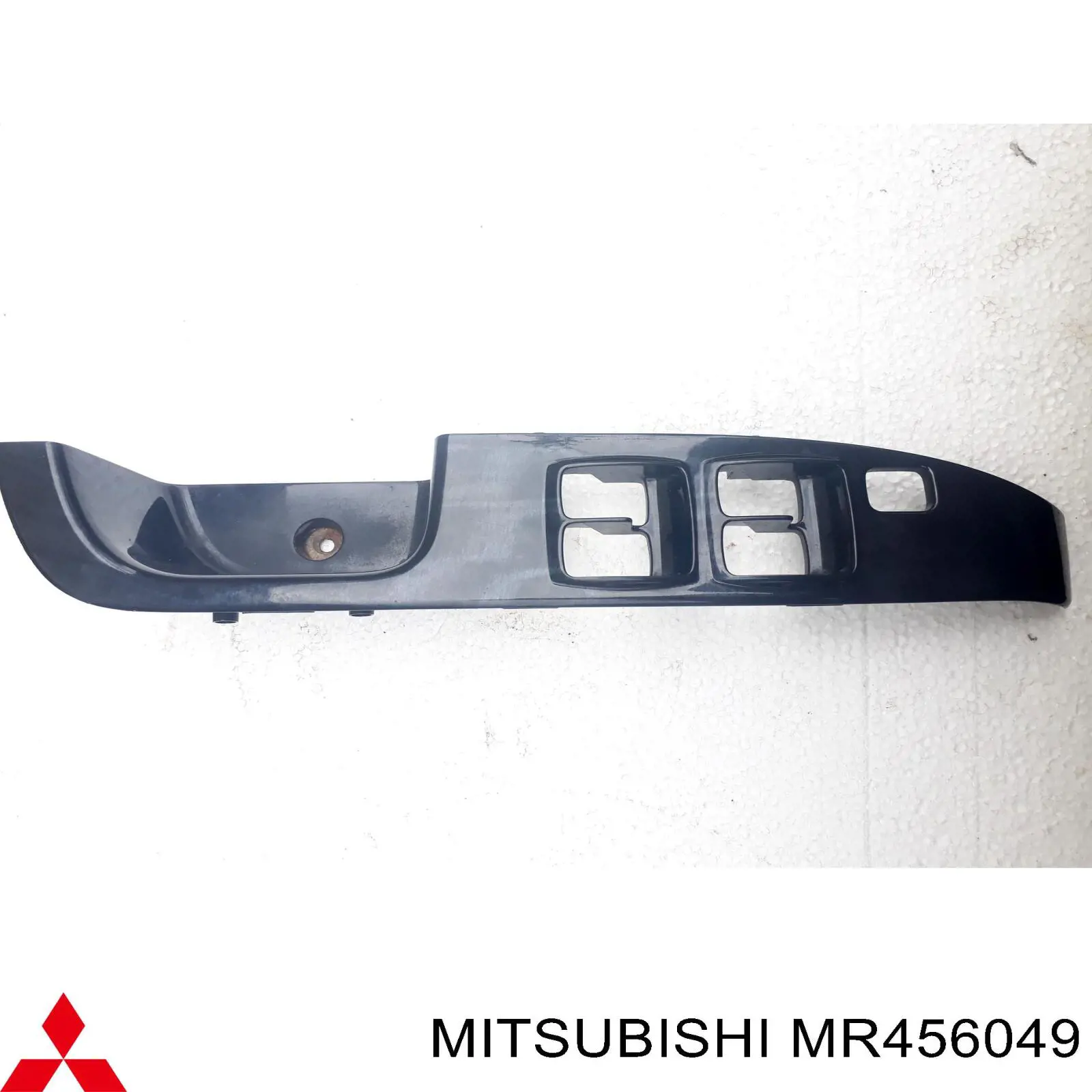  MR456049 Mitsubishi