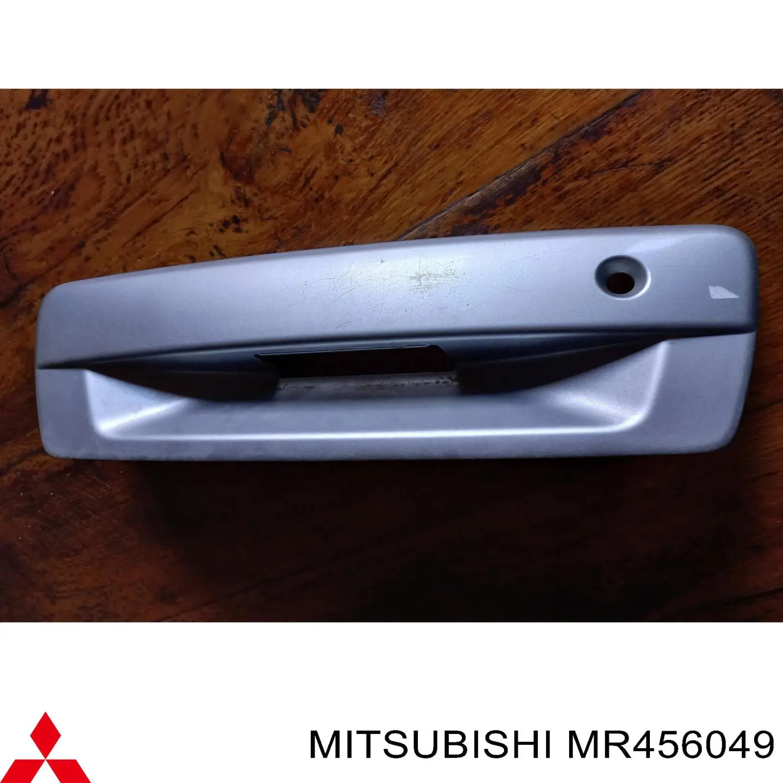 MR456049 Mitsubishi 