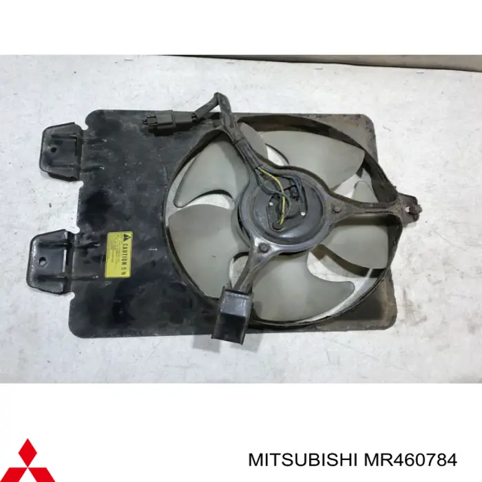 Дифузор радіатора кондиціонера, в зборі з крильчаткою і двигуном Mitsubishi MR460784 ціна, від 25.34 USD