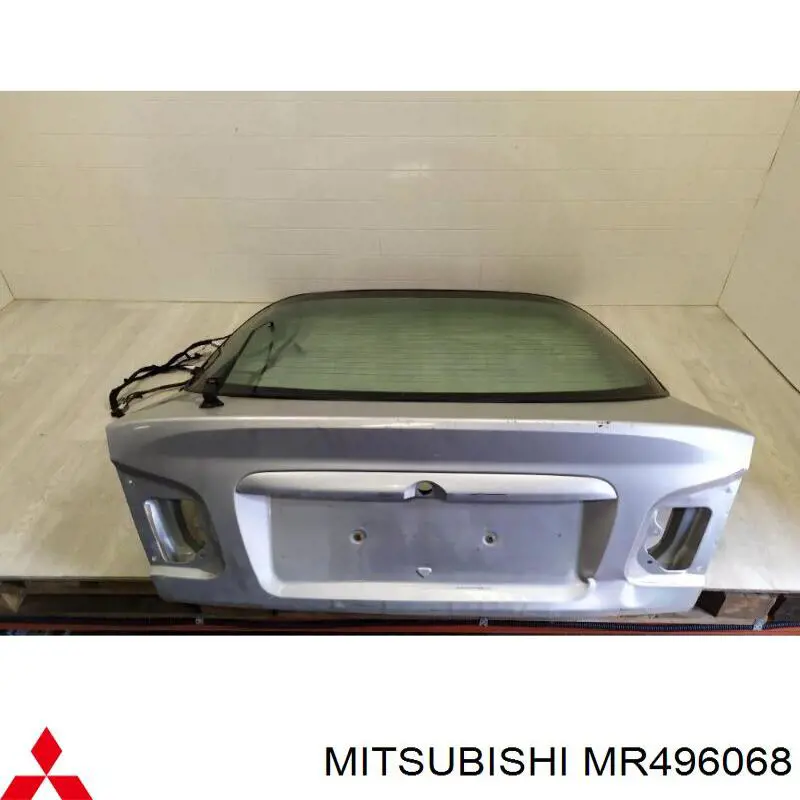 MR496068 Mitsubishi двері задні, багажні (3-і/(5-і) (ляда))