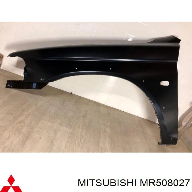 Купити MR508027 Mitsubishi Крило переднє ліве