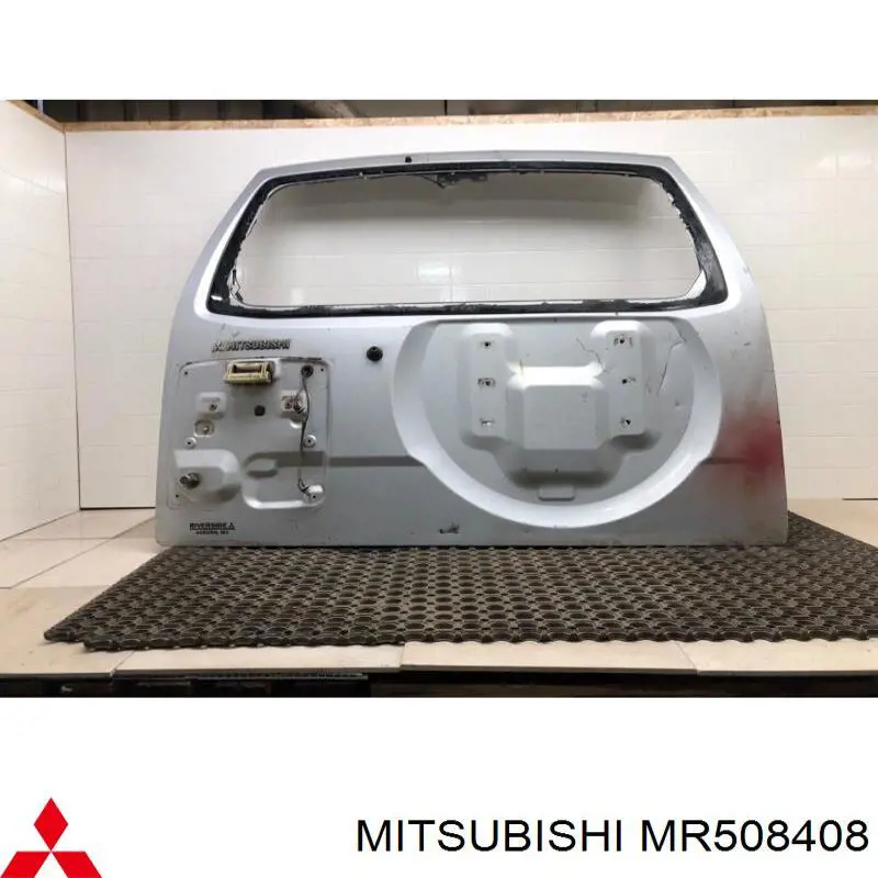 П'яті двері Mitsubishi Pajero III позашляховик (V70) (2000 - 2006) ціна, від 98.87 USD