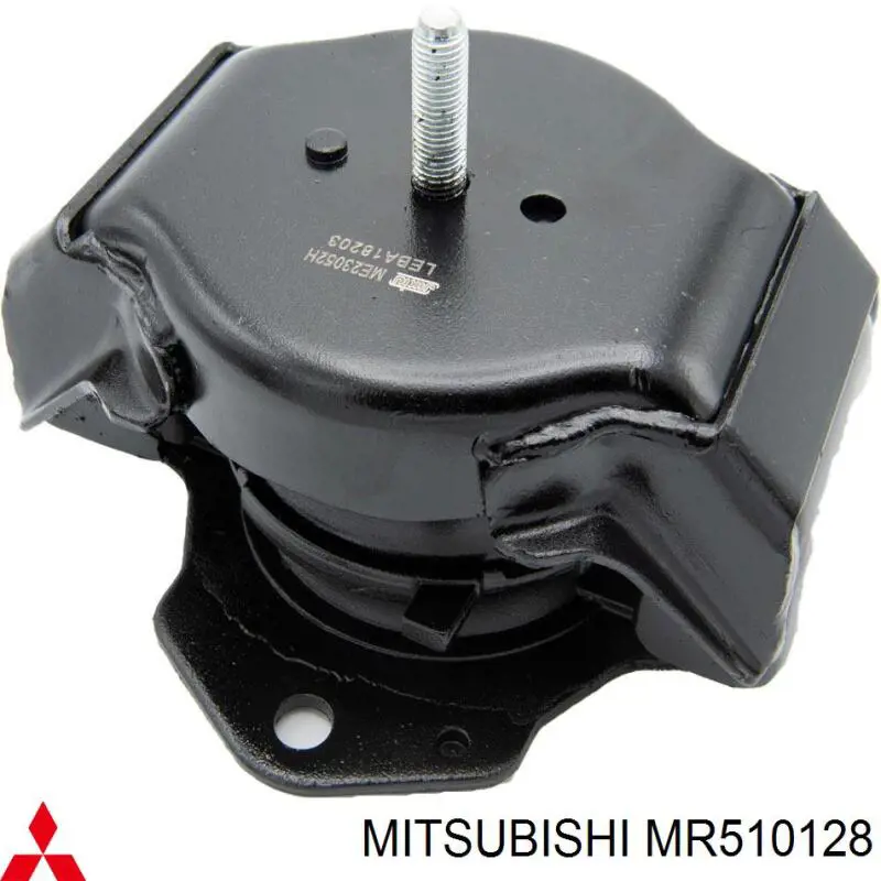 Подушка (опора) двигуна, права на Mitsubishi Montero 