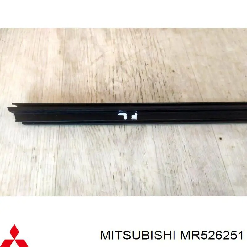 MR526251 Mitsubishi 