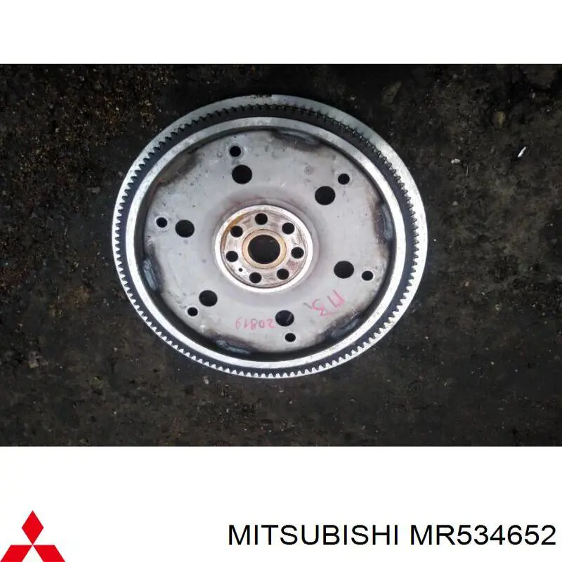 Маховик двигуна MITSUBISHI MR534652