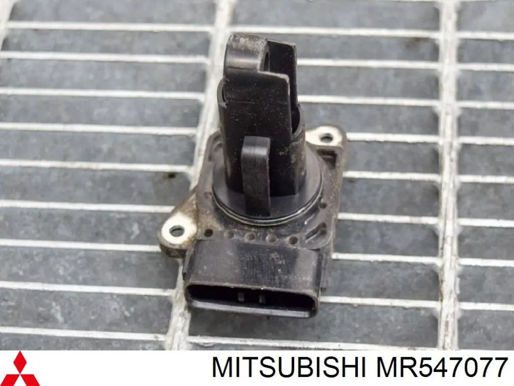 MR547077 Mitsubishi датчик потоку (витрати повітря, витратомір MAF - (Mass Airflow))