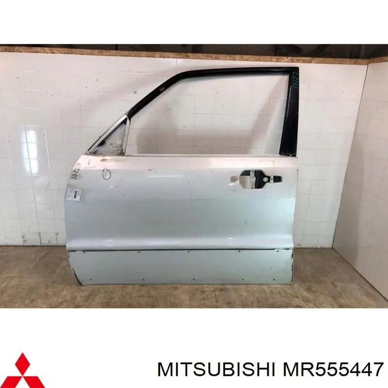 Двері передні, ліві Mitsubishi Pajero 3 (Міцубісі Паджеро)