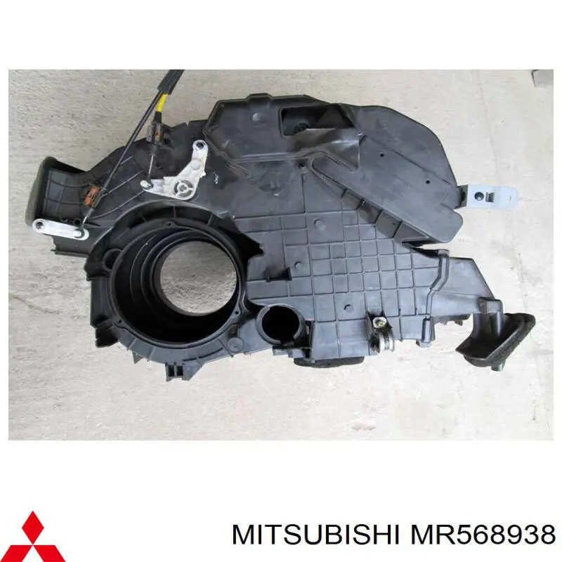 Купити MR568938 Mitsubishi Корпус печі в зборі